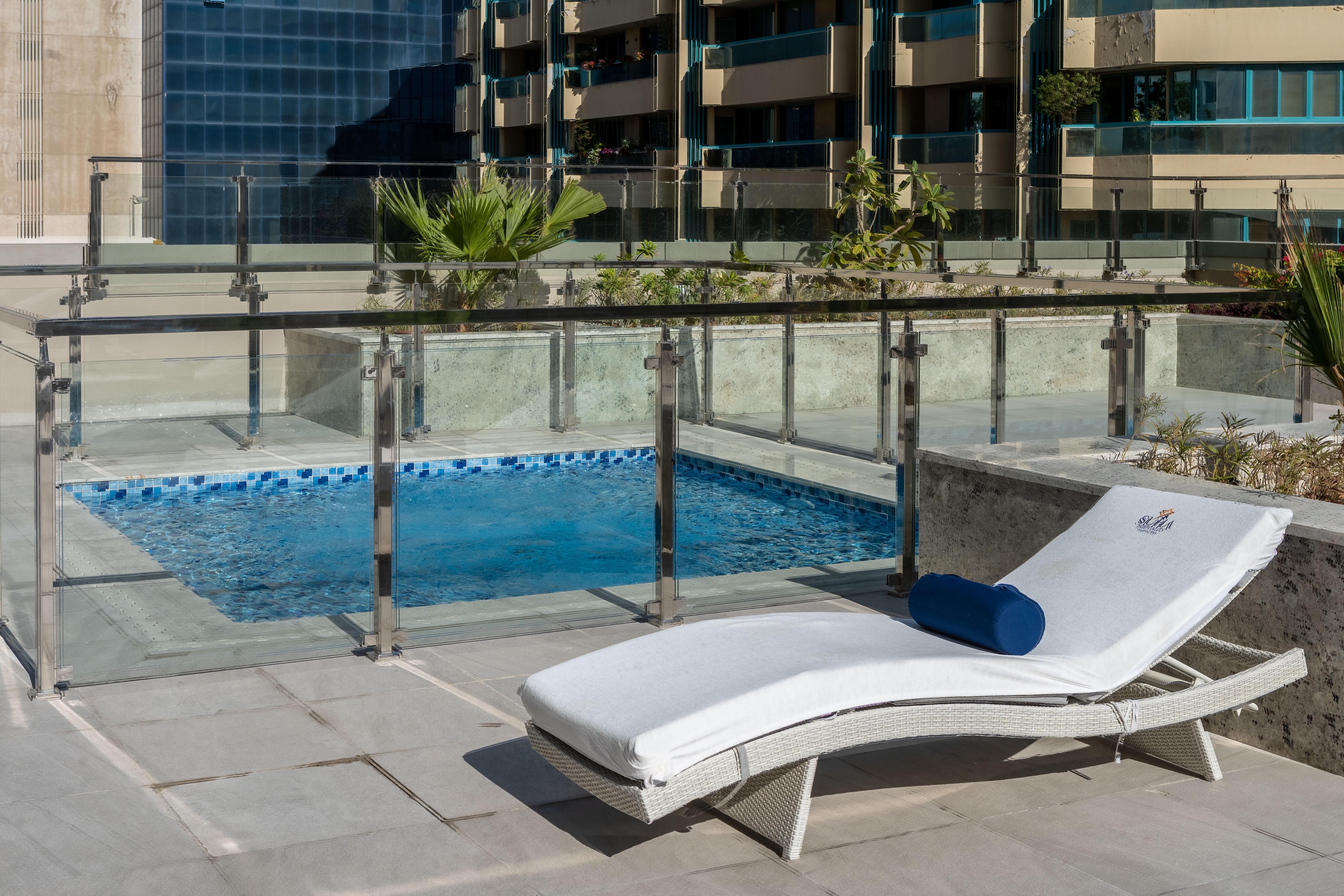 Suha Mina Rashid Hotel Apartments Dubai Exteriör bild