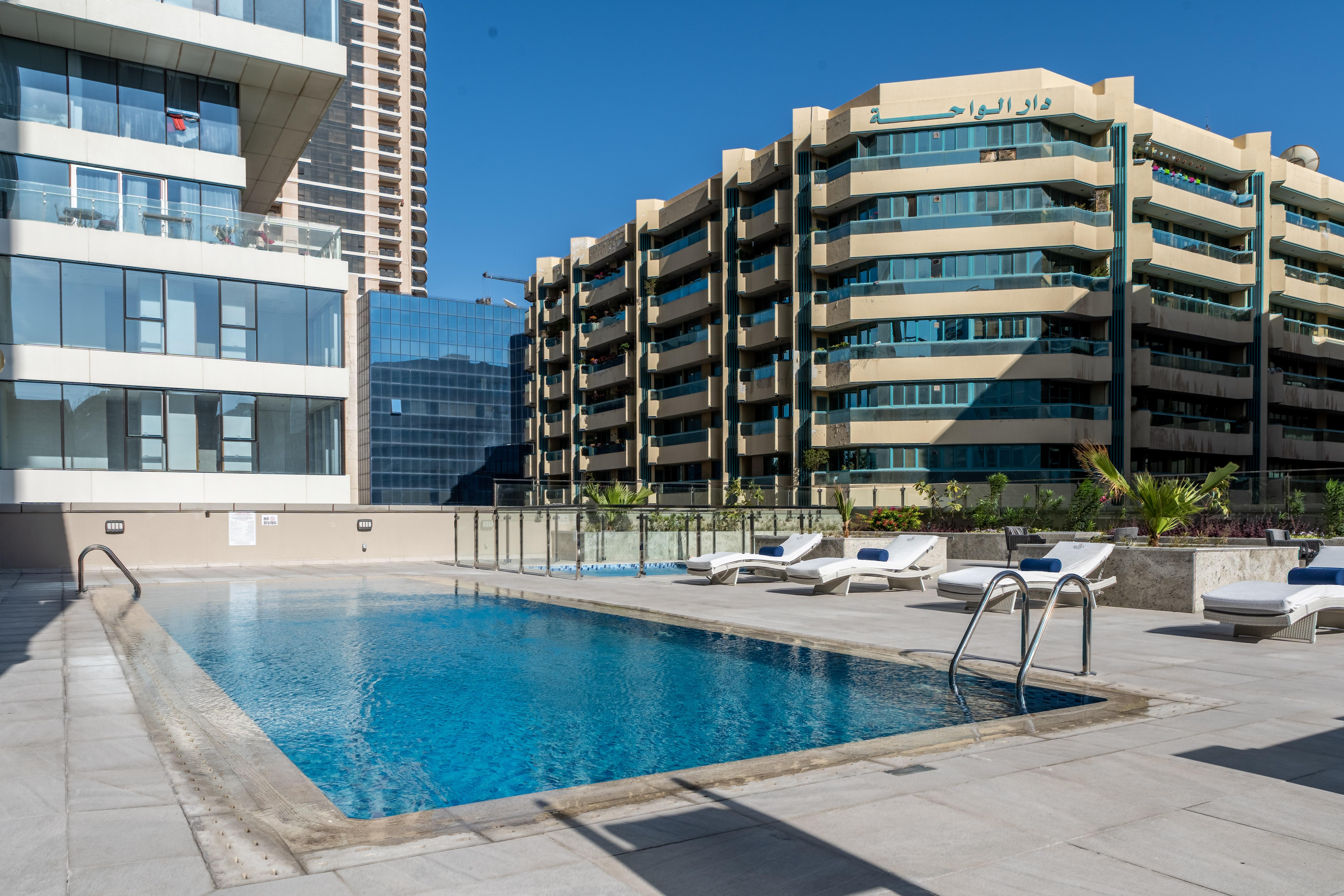 Suha Mina Rashid Hotel Apartments Dubai Exteriör bild